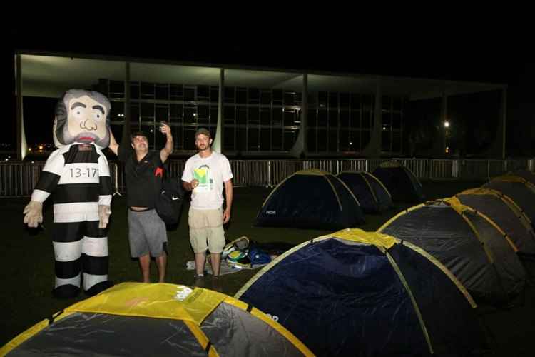 Todos se posicionam contra a nomeação de Lula à Casa Civil