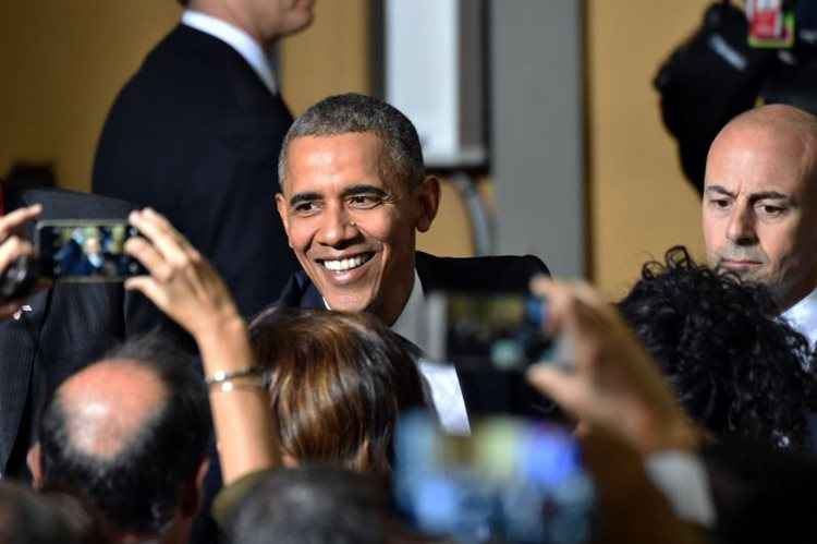 Obama se encontra com dissidentes cubanos, críticos do governo do presidente Raúl Castro. Essa reunião era um requisito para que ele realizasse a visita, segundo a Casa Branca