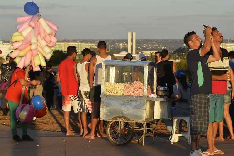 A Torre de TV abrirá normalmente na sexta-feira (25/3) e no fim de semana, das 9 às 19 horas, para visitação ao mezanino e ao mirante