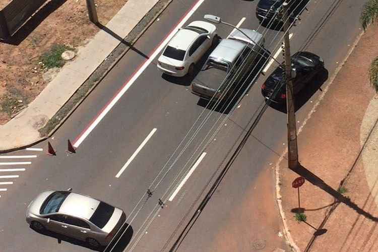 A redução do limite de velocidade deve melhorar o fluxo de veículos nas avenidas. A ciclofaixa nas laterais também dão alternativa para moradores optarem pela bicicleta e diminuírem o número de carros nas ruas