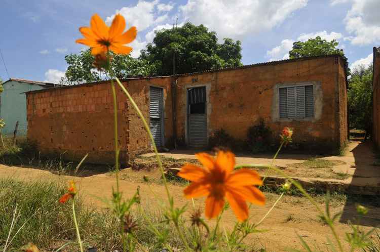 A casa onde os seis rapazes estavam fica no Parque Estrela Dalva, região conhecida pelos altos índices de assalto e de tráfico de drogas: vizinhança vive com medo