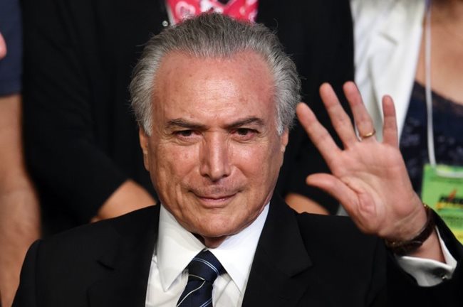 Ao se defender, Temer afirma que a gravação foi feita hoje e que, por acidente, foi enviada erroneamente a um grupo que vazou o material