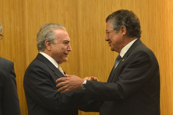 O vice-presidente da República, Michel Temer (PMDB-SP), e o ministro do Supremo Tribunal Federal - STF, Marco Aurélio Mello