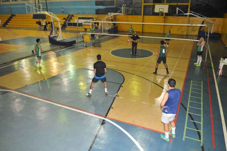 Esportistas de 26 modalidades na UnB estão sem apoio em competições