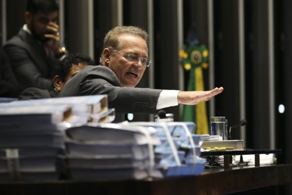 Decisão pode adiantar em uma semana a votação do afastamento da presidente