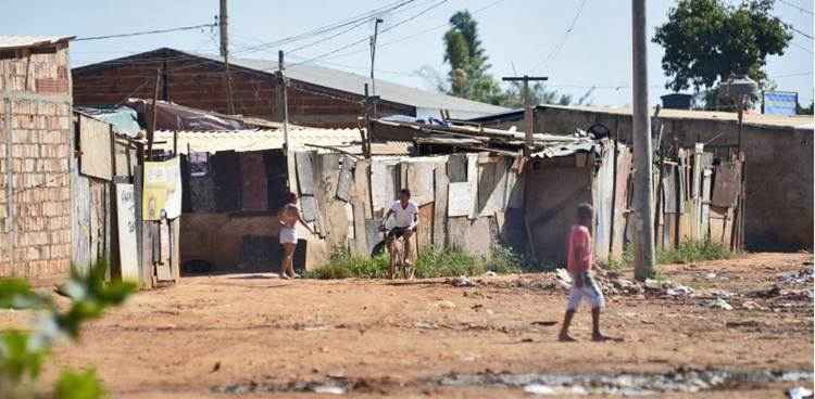 O Santa Luzia, na Estrutural, é ocupado há 25 anos e hoje cerca de 5 mil pessoas moram por lá