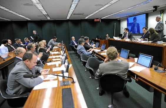 Comissão especial da Câmara que discute Jogos de Azar, em reunião ontem. Colegiado deve analisar proposta