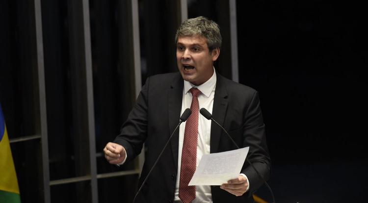 Principal articulador do impeachment do ex-presidente afirma que afastamento de Dilma é golpe articulado por PSDB e PMDB