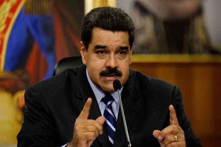 Maduro disse que a consulta não tem 