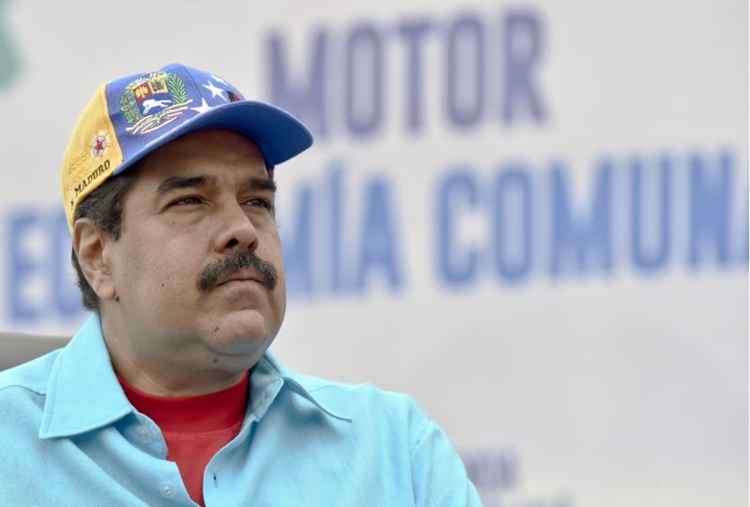 É um recurso que tenho como chefe de Estado caso na Venezuela ocorram atos golpistas violentos, e não duvidarei em adotá-lo