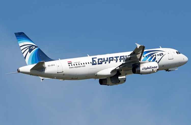 Uma imagem de arquivo, com data de 8 de maio de 2016, mostra o EgyptAir Airbus A 320-200, que desapareceu do radar em rota de Paris para o Cairo