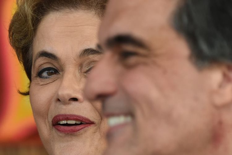 Dilma e o ex-advogado-geral da União, Jozé Eduardo Cardozo