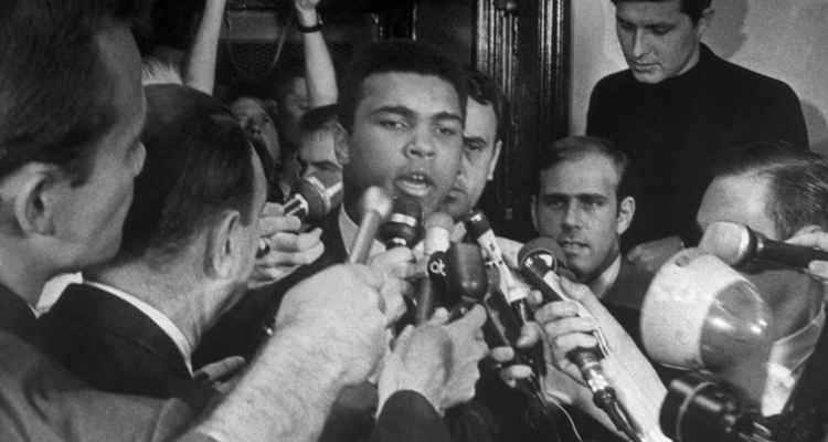 Muhammad Ali morreu devido a um choque séptico, afirma porta-voz