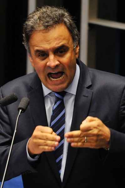 Machado revelou a existência de um grande esquema de corrupção quando ele ainda era líder do PSDB no Senado, em 1998. A eleição de Aécio no comando dos trabalhos legislativos servia para estruturar a base de apoio ao então presidente da República Fernando Henrique Cardoso no Congresso