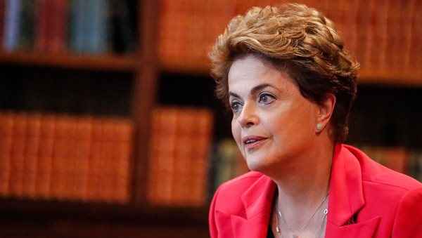 Sobre a necessidade de convencer senadores a votar contra o impeachment, Dilma afirmou que tem usado o debate para conseguir retornar ao comando do governo.