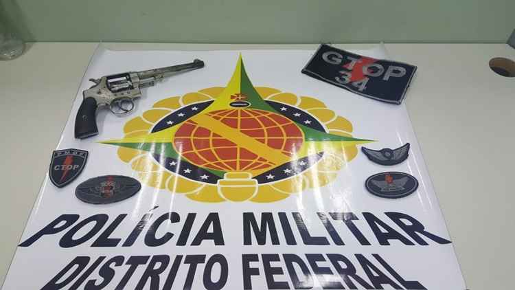 Após uma denúncia, agentes do 14º batalhão foram à Estância Mestre D'Armas e encontraram o suspeito com um revólver calibre 32