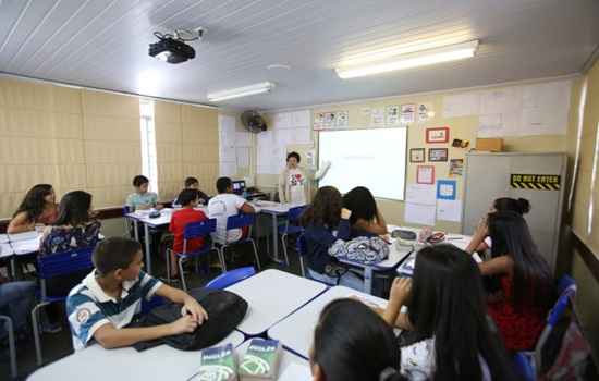 Interessados nas aulas de inglês, francês e espanhol dos centros interescolares de língua têm até 22 de julho para se inscrever. Foto: Dênio Simões/Agência Brasília