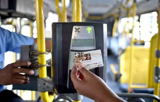 Quem não regularizar a situação no prazo terá o benefício suspenso em 1º de julho. Foto: Andre Borges/Agência Brasília-8.3.2016