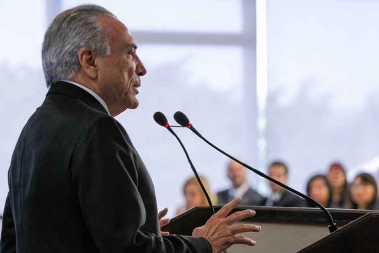 O presidente em exercício destacou a conduta cívica da Câmara e disse que ela é 