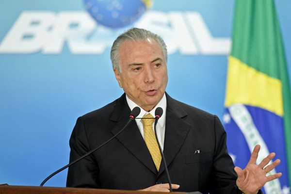 Por meio de sua assessoria, o presidente em exercício afirmou que 