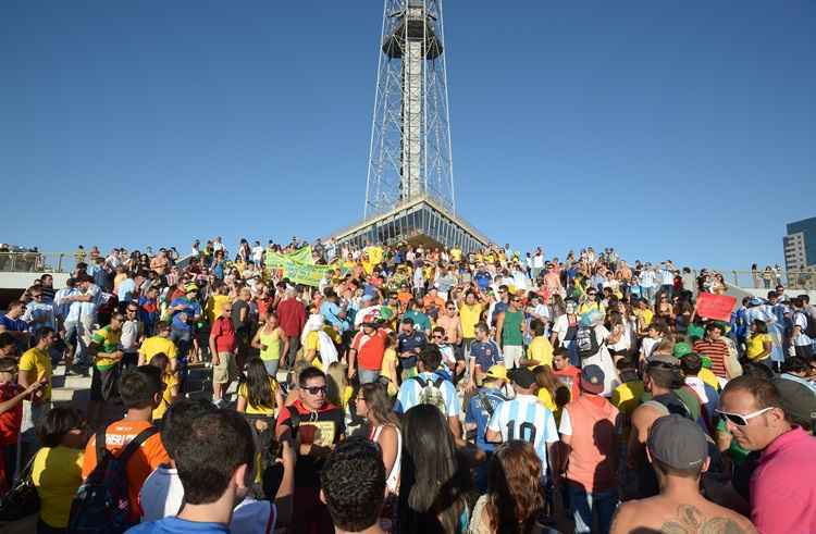 Durante a Copa de 2014, a Torre de TV se tornou local de diversão pós-jogos no Mané Garrincha. Neste ano, a expectativa é a mesma