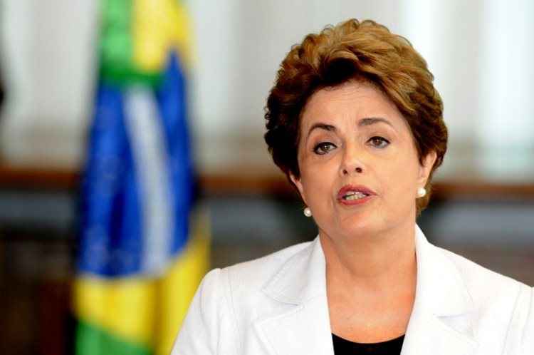 A presidente afastada Dilma Roussef, lê carta aos brasileiros no Palácio da Alvorada