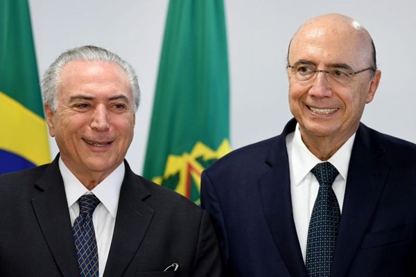 Após a posse de Temer, Meirelles e o ministro interino do Planejamento, Dyogo Oliveira, entregarão o PLOA de 2017 ao presidente do Senado, Renan Calheiros (PMDB-AL) e seguirão para o Palácio do Planalto, onde Temer fará sua primeira reunião ministerial