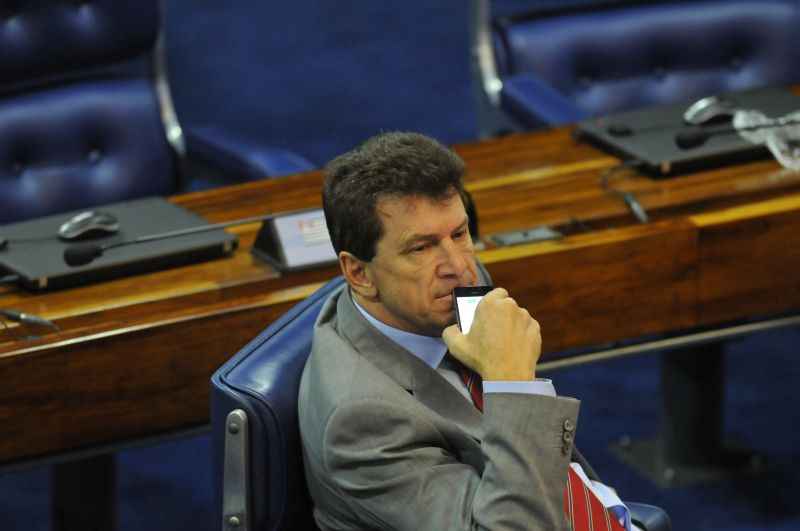 Senador Ivo Cassol, durante discussão sobre o processo de impeachment da presidente Dilma Rousseff