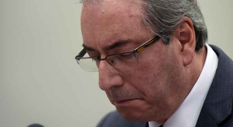 São necessários 257 votos de 512 %u2014 Eduardo Cunha não vota %u2014, maioria absoluta, para cassá-lo