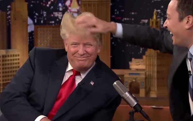 A brincadeira ocorreu no final do programa e Fallon acabou sendo criticado por muitas pessoas de ter tratado Trump com muitas brincadeiras