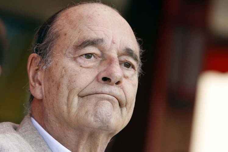 Chirac, de 83 anos, deu entrada em um hospital da capital da França