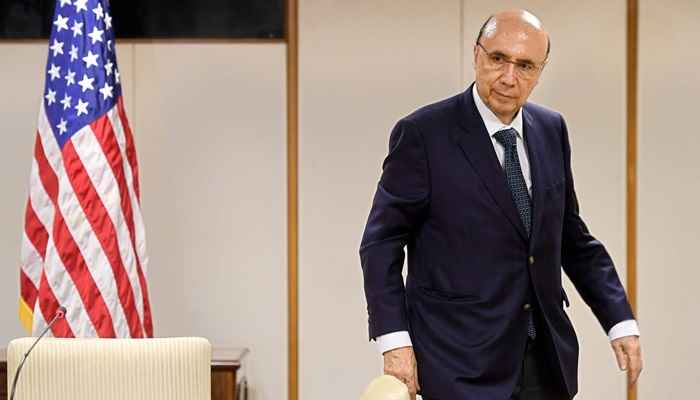 Meirelles prossegue em viagem aos Estados Unidos