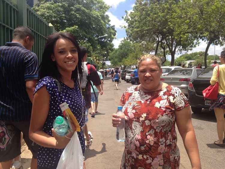 Paula e Valdirene farão a prova em busca de bolsas ou vagas em instituições de ensino superior