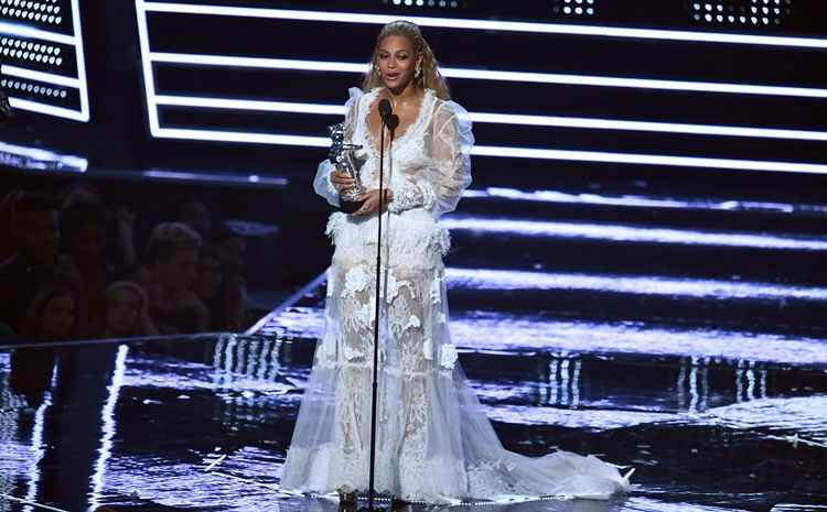 Beyoncé tem nove indicações ao Grammy; Caetano e Gil disputam uma estatueta