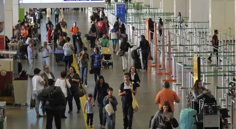 A Anac reforça que o horário de fechamento do check-in pode variar de uma companhia para outra e de voo doméstico para o internacional