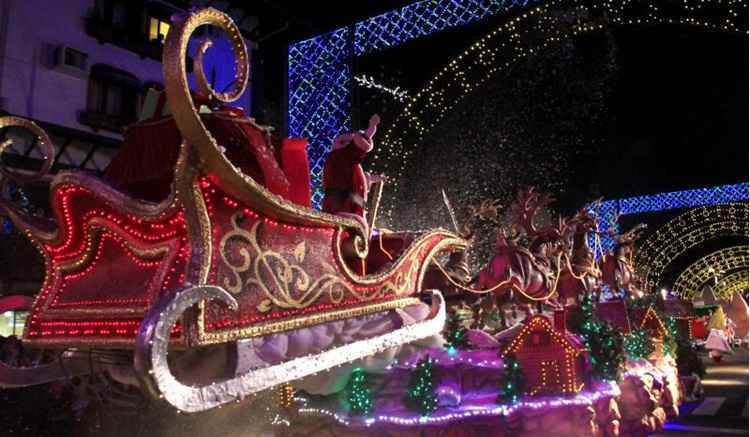 Gramado, no Rio Grande do Sul, é conhecida como a cidade do Natal no Brasil, por conta do alto padrão na decoração da cidade para o feriado