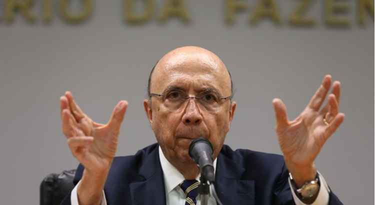 Meirelles afirmou que, para além das vantagens objetivas, a adesão do Brasil ao Clube de Paris é um ato simbólico que consolida a figura do País como credor internacional. Para Meirelles, a adesão é ainda uma sinalização de confiança para os credores internacionais