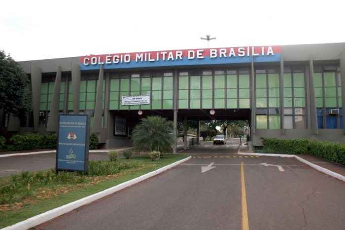 fachada do Colégio Militar de Brasília