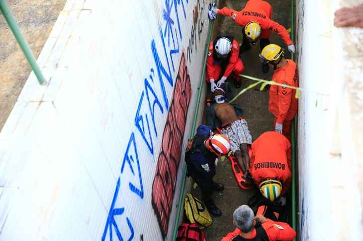 Apesar do susto, ele apenas sofreu ferimentos leves no rosto e no corpo