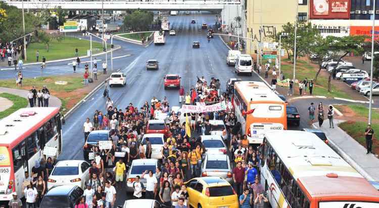 Na segunda-feira, cerca de 200 manifestantes tomaram a Rodoviária do Plano Piloto e interditaram o trânsito nos arredores do terminal