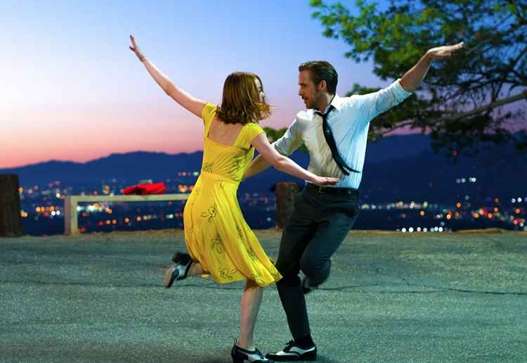 Para a festa da noite do Globo de Ouro, é esperada a consagração dos atores Ryan Gosling e Emma Stone, ambos de La la land