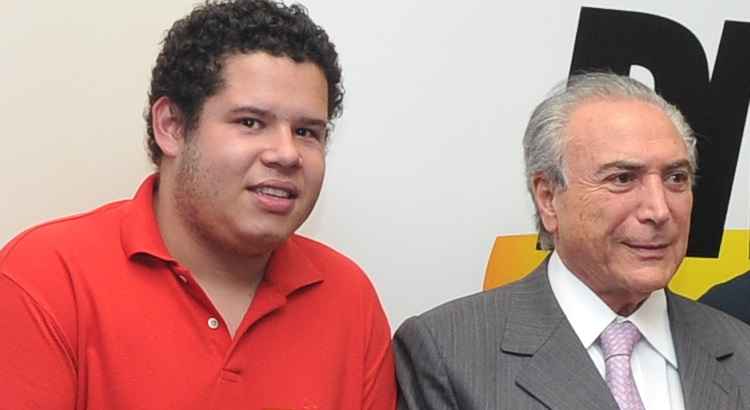 Bruno Júlio foi nomeado no ano passado por indicação da bancada mineira do PMDB. Presidente licenciado da Juventude Nacional do partido, ele é filho do deputado estadual mineiro Cabo Júlio, do PMDB