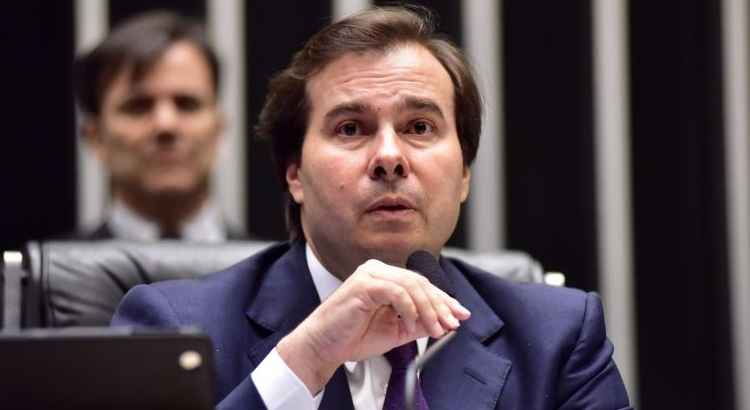 Candidato à reeleição, o presidente da Câmara, Rodrigo Maia (DEM-RJ), está em Santa Catarina, onde se reúne com o governador do Estado, Raimundo Colombo (PSD), e integrantes da bancada federal catarinense