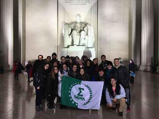 Alunos do colégio Sigma vão participar do Harvard Model United Nations