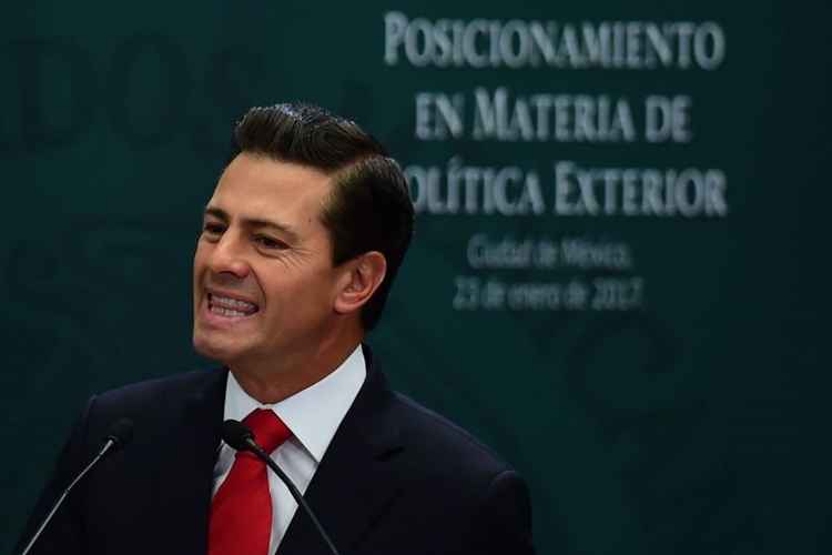 Peña Nieto também reafirmou sua profunda rejeição ao muro que Trump quer construir na fronteira com o México, como parte de sua política contra a imigração ilegal