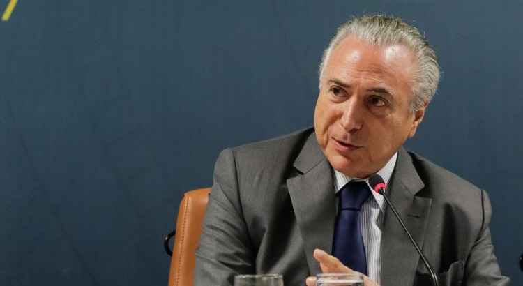 Temer também foi questionado sobre uma declaração da presidente Dilma Rousseff, que em eventos na Europa na semana passada disse existir um novo 