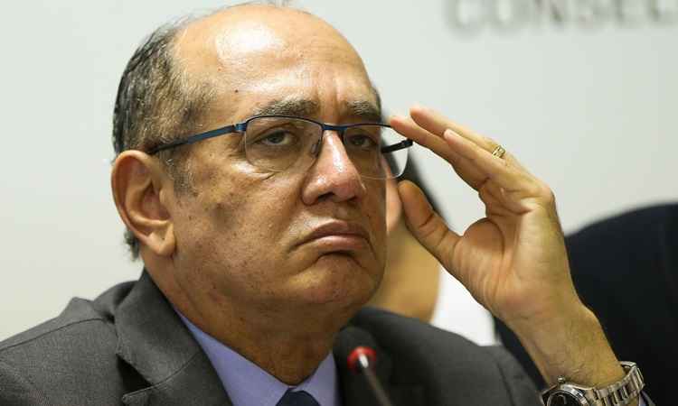 Gilmar pede vista de processo sobre réu na linha sucessória da Presidência