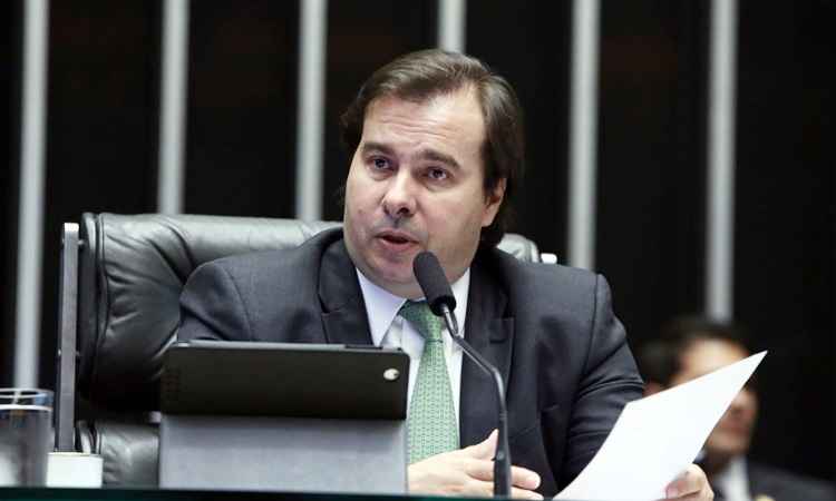 Deputado Maia na bancada da Câmara Federal