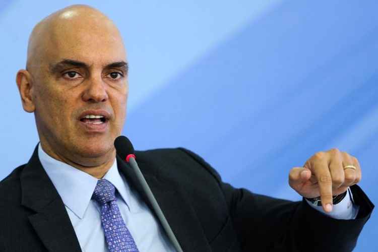 Alexandre de Moraes substitui Teori no STF