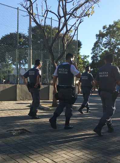 Eles foram vistos andando pelo centro da capital capixaba. A categoria fez um acordo com o Governo do Estado na noite de sexta (10/2)